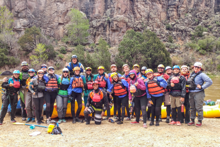 Group rafting for family reunions in new mexico