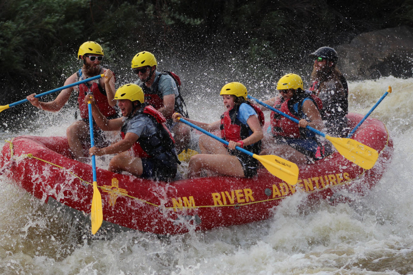 Rafters on the rio grande and rio chama rapids