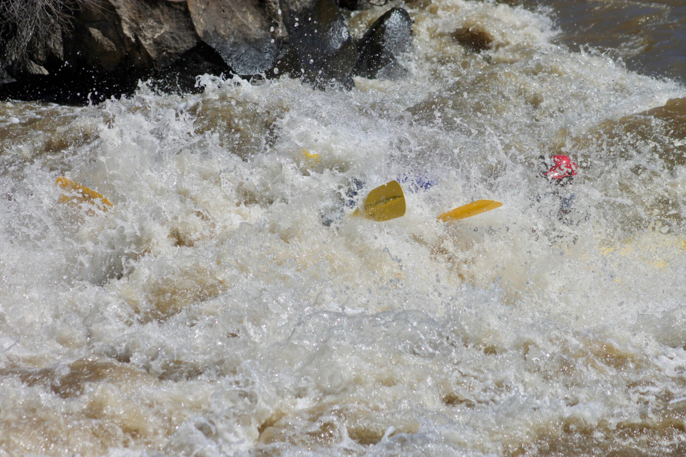 Rio Grande rafters going through the ultimate whitewater