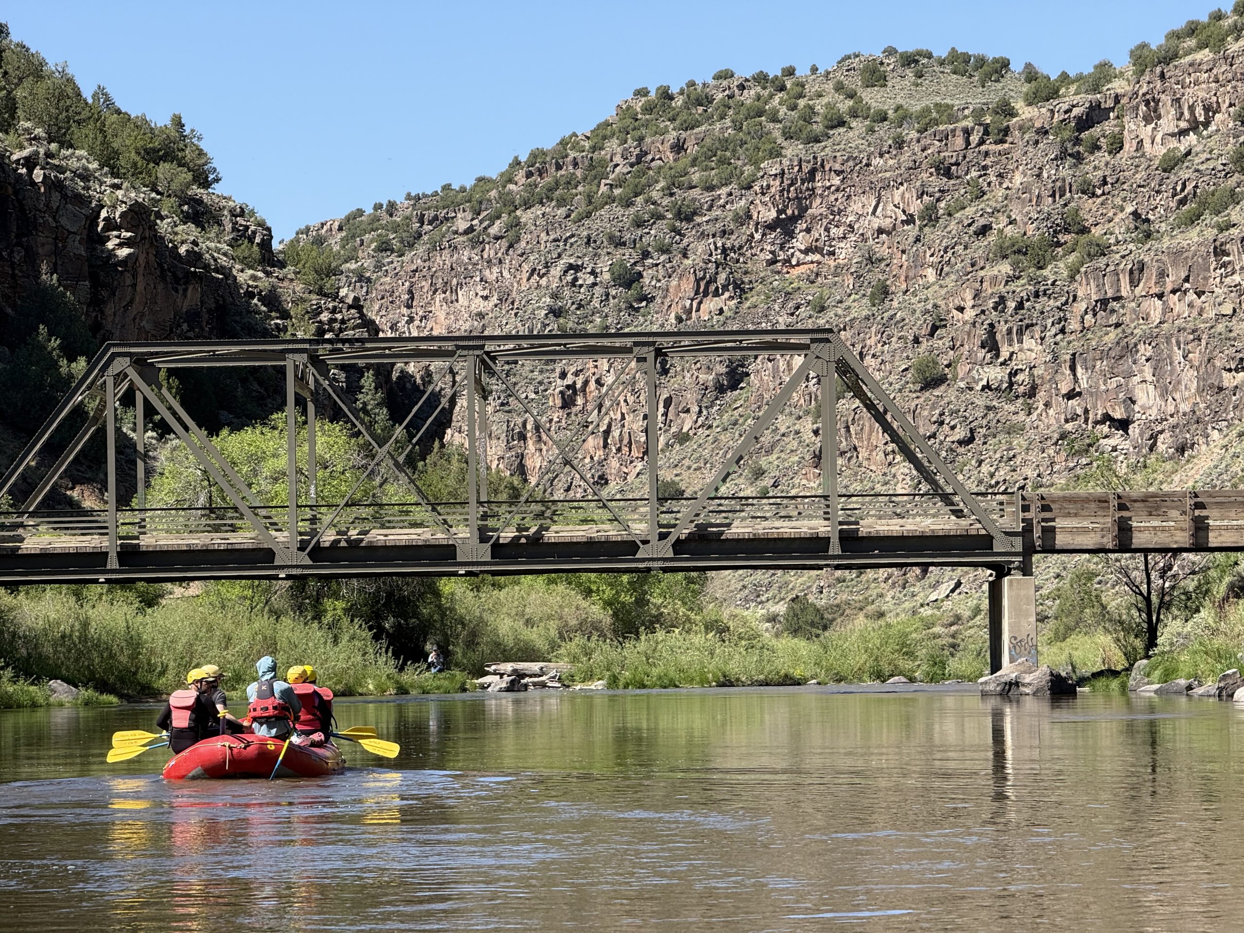Rio Grande Racecourse rafting trip